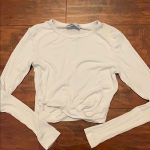 White crop top long sleeve